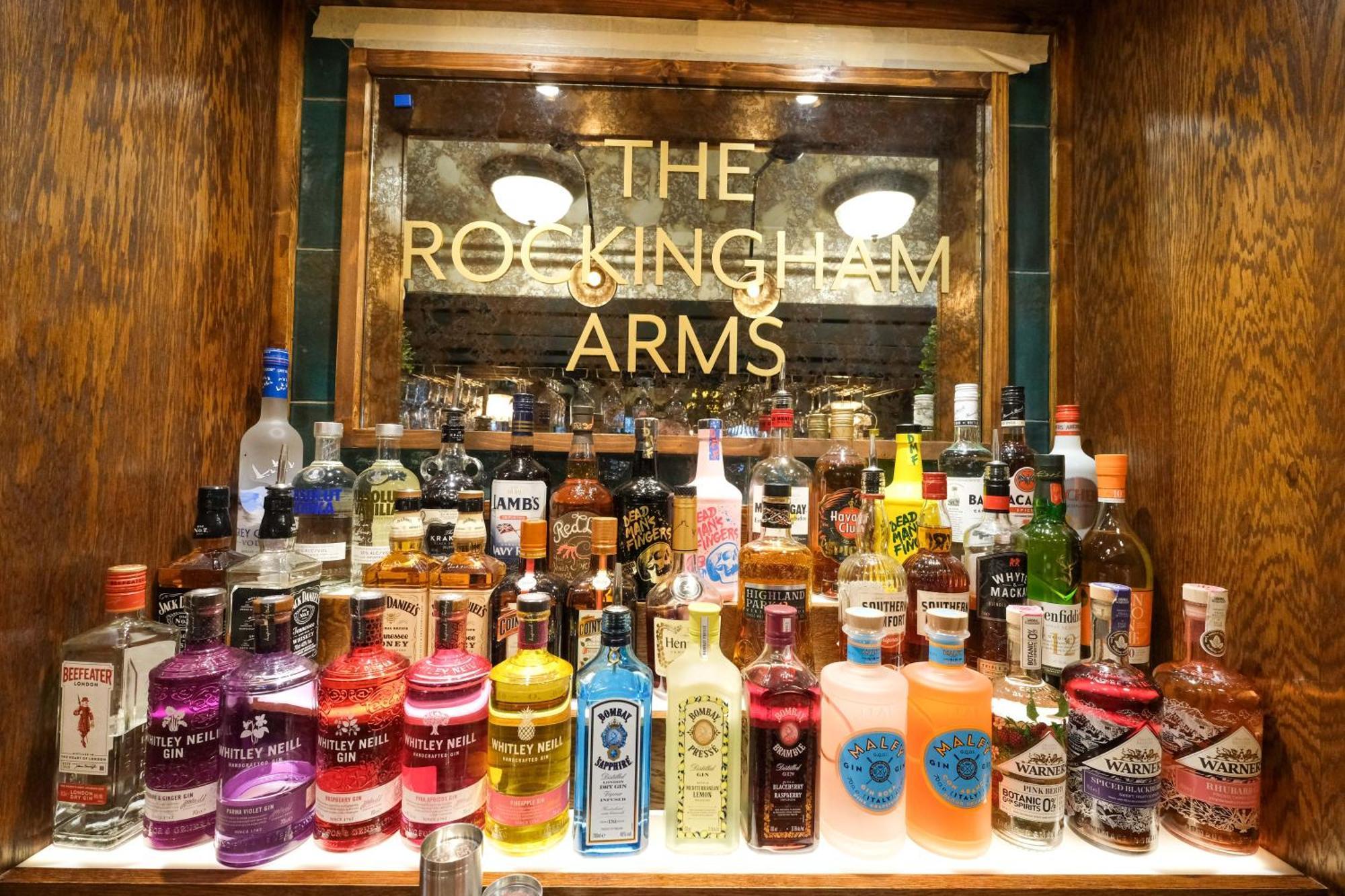 Rockingham Arms By Greene King Inns 温特沃斯 外观 照片