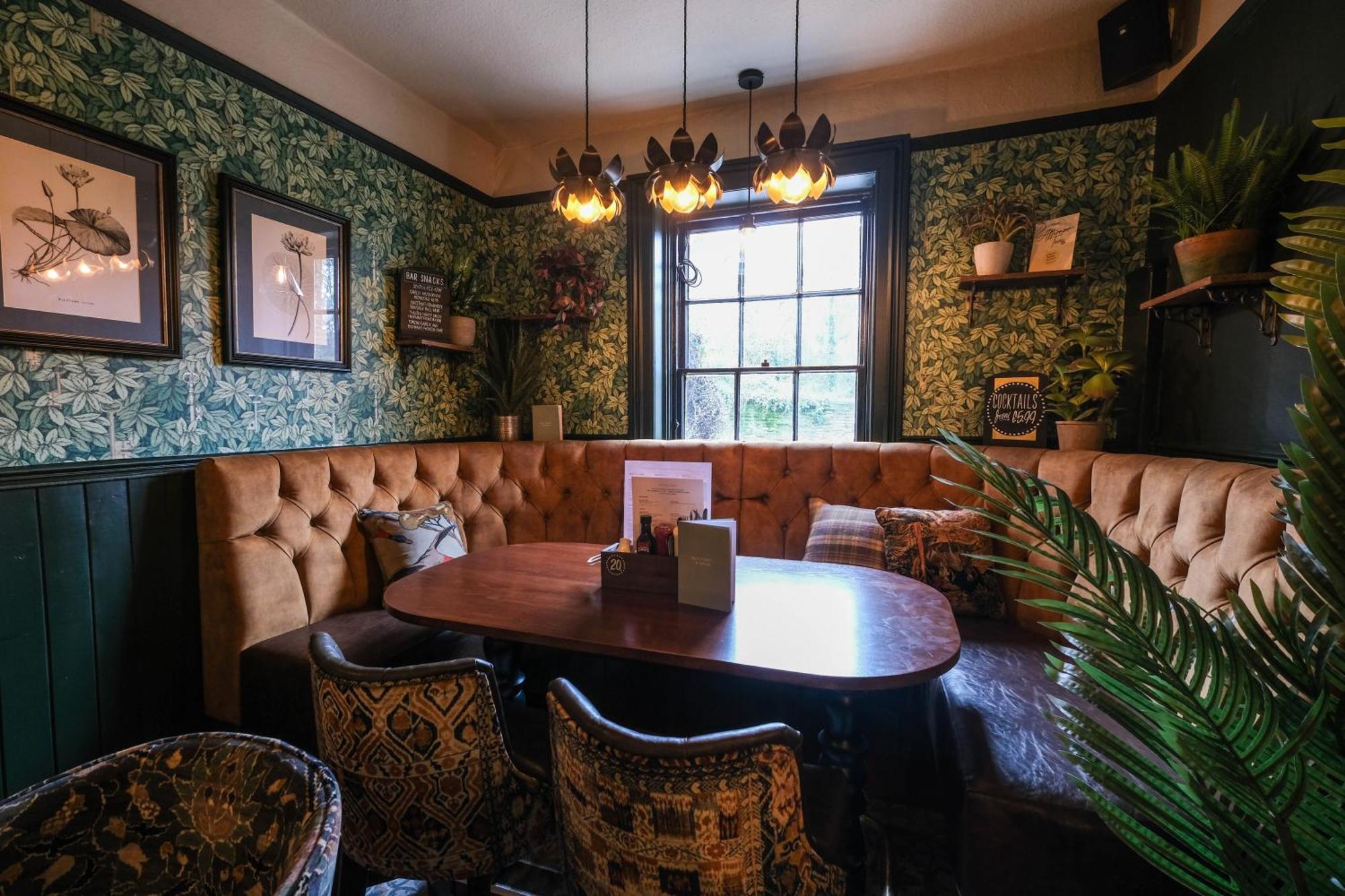 Rockingham Arms By Greene King Inns 温特沃斯 外观 照片